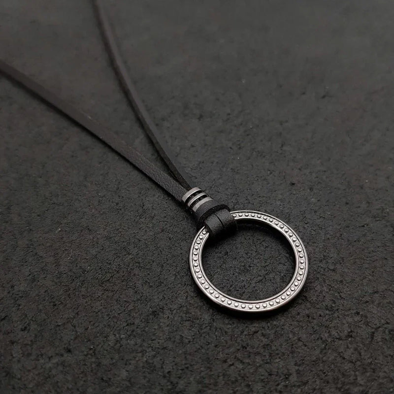 Colar Masculino De Couro Preto Tribal Cruz Regulável Premium