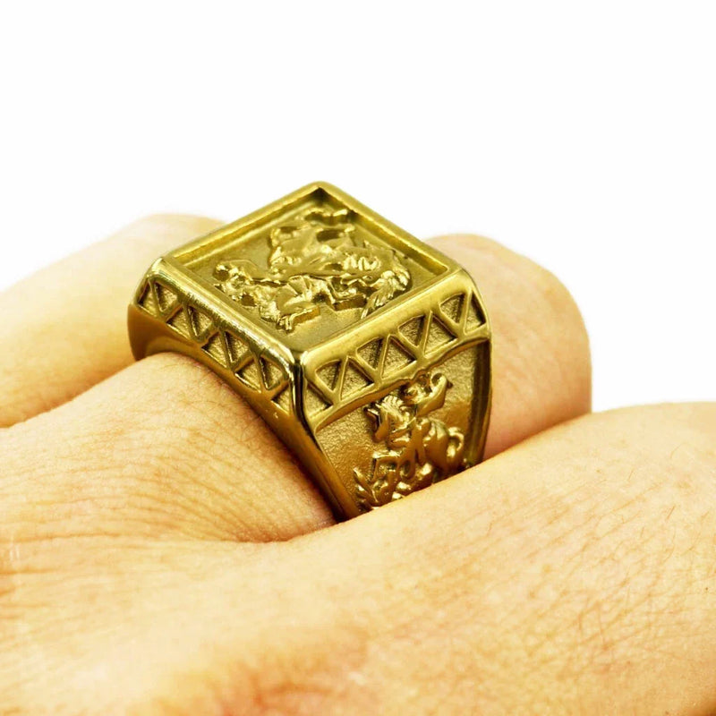 Anel Masculino de São Jorge com Oração Banhado aOuro 18K Presente de Jóia para Namorado Não Escurece