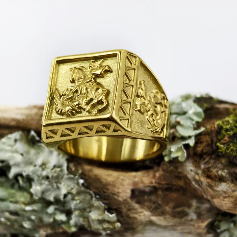 Anel Masculino de São Jorge com Oração Banhado aOuro 18K Presente de Jóia para Namorado Não Escurece