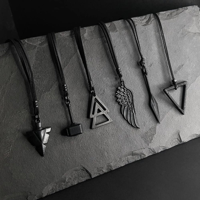 Colares Masculinos Linha  Couro Ajustável  Kit COM 06 Unidades