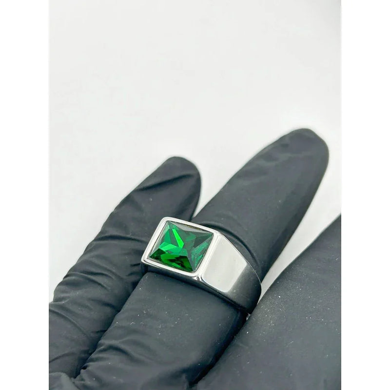 Anel Masculino com Pedra Verde