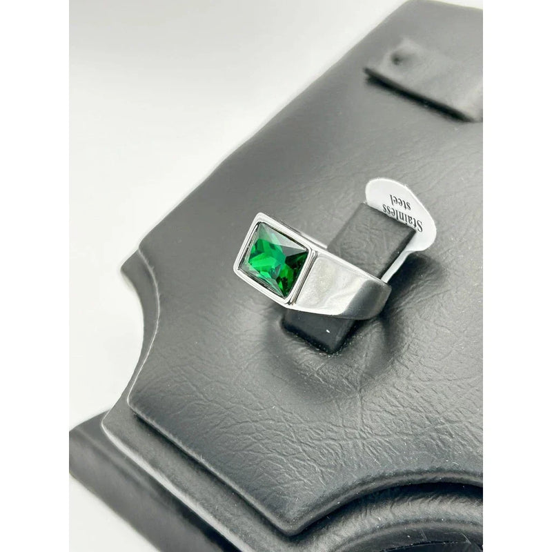Anel Masculino com Pedra Verde
